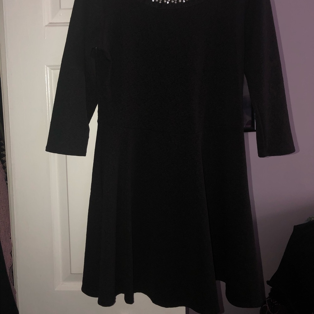 Black dress with pearls